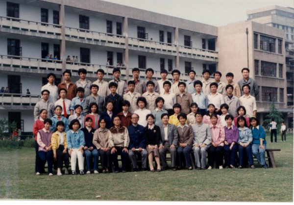 毕业二十年后的欢聚